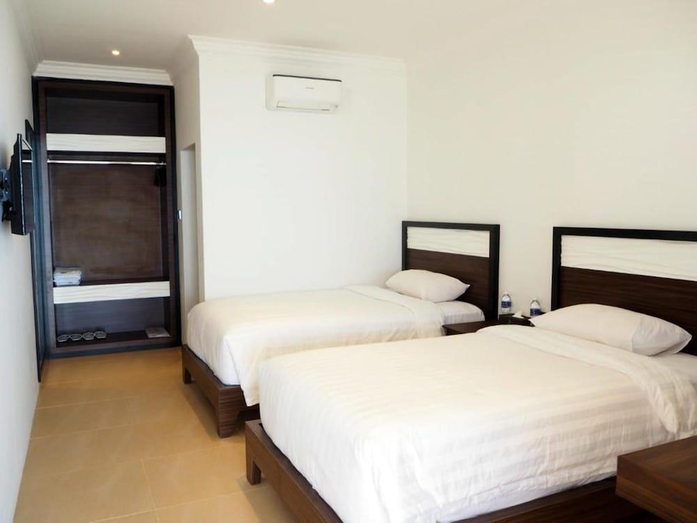 Ktm Resort Batam Sekupang Exterior photo