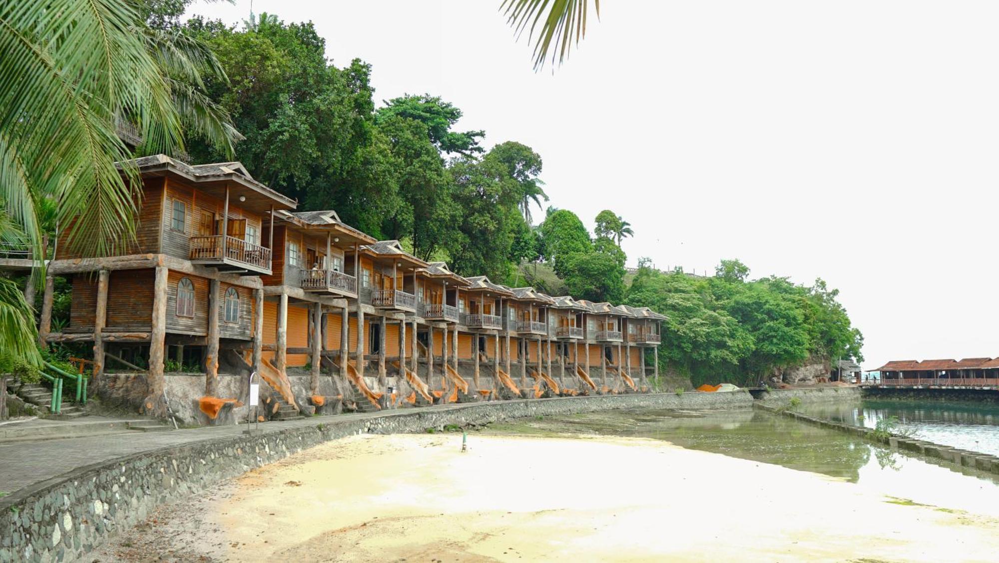 Ktm Resort Batam Sekupang Exterior photo